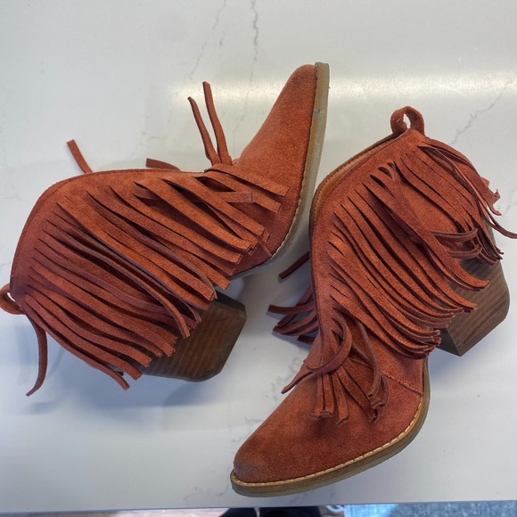 ❌ [SOLD] Coconuts by Matisse Lambert Fringe Bootie Burgundy Size 6 - Picture 5 of 9